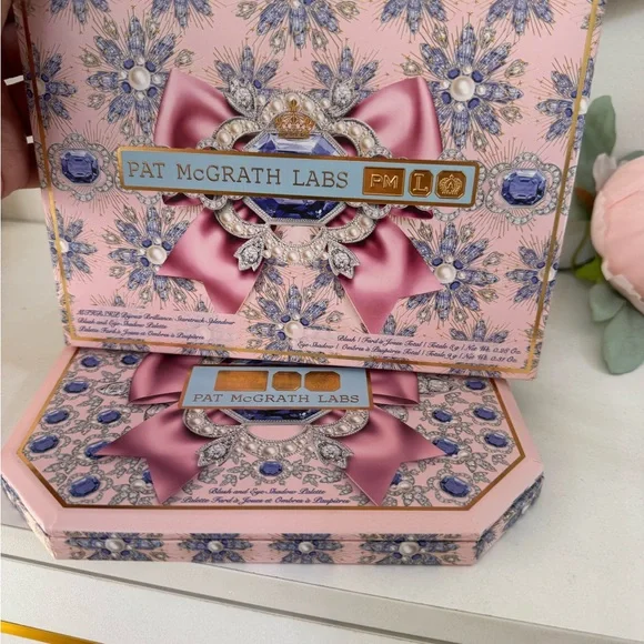 Pat McGrath Eyeshadow And BLUSH Palette - - Picture 7 of 8